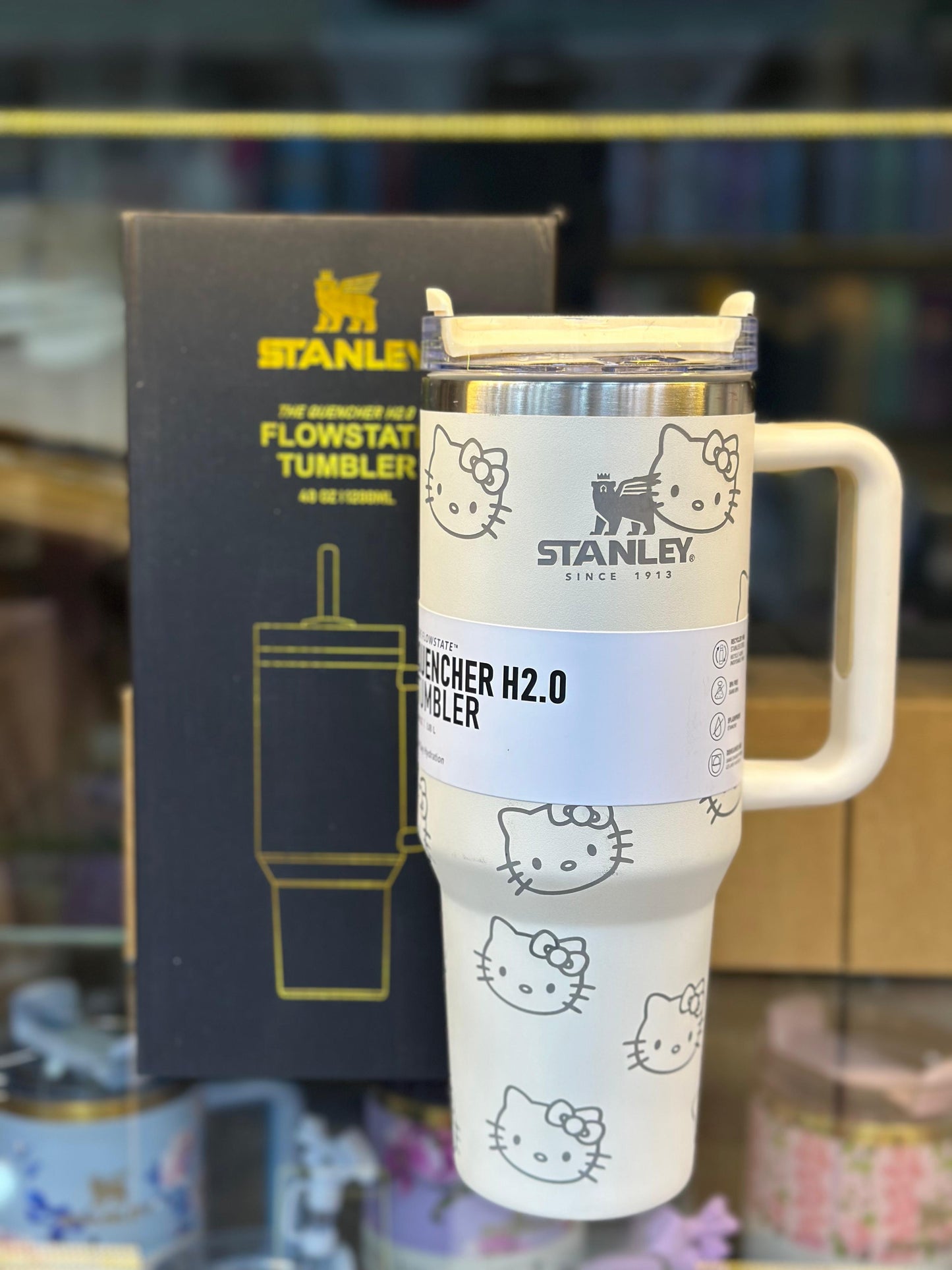 STANLEY X HELLO KITTY QUENCHER FLOW-STATE 2.0 TUMBLER | 40OZ