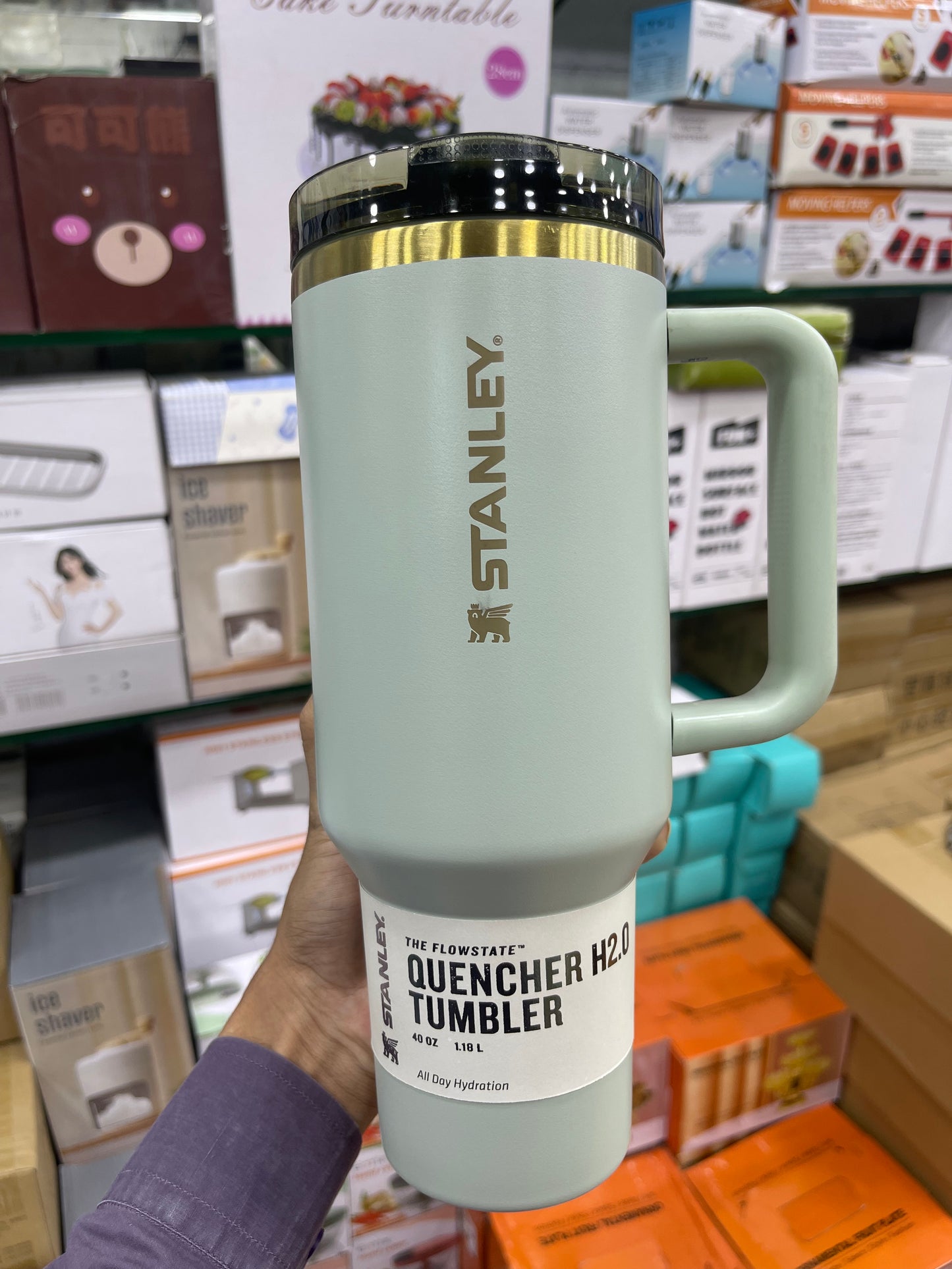 THE STANLEY QUENCHER PROTOUR FLIP STRAW TUMBLER GILDED CELADON | 40 OZ