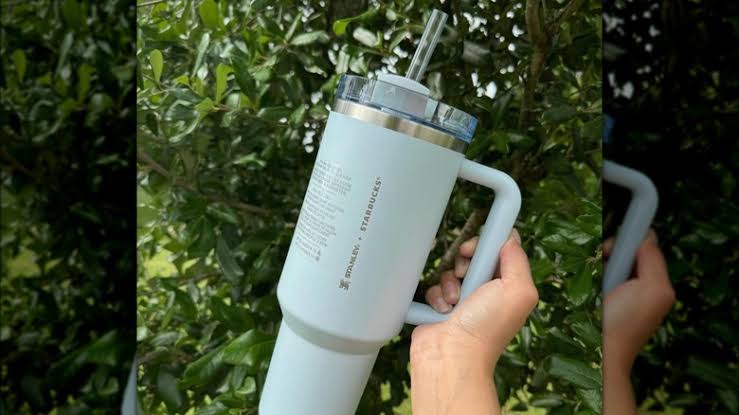 Starbucks X Stanley Quencher Spring Blue Exclusive Limited Edition 40 Oz Tumbler