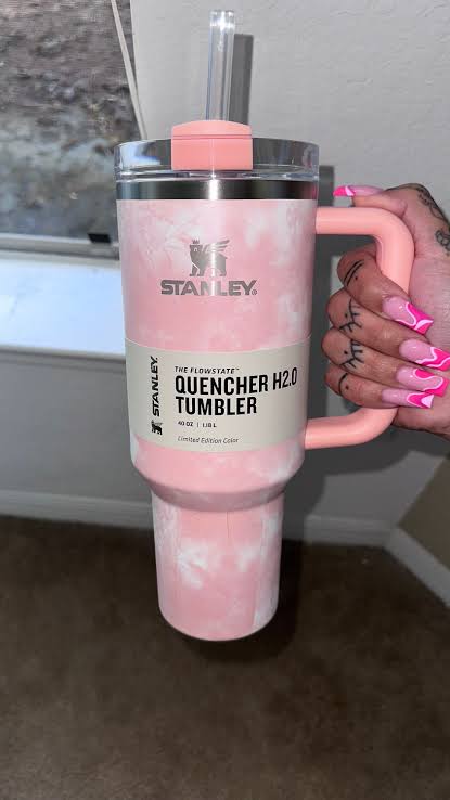 Stanley Quencher H2.0 Tumbler 40 oz - Peach Tie Dye
