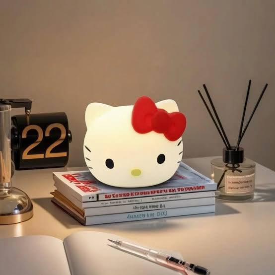 Sanrio Hello Kitty & Kuromi LED Touch Night Lamp