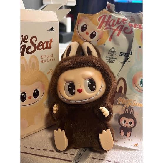 THE MONSTERS - Have a Seat Vinyl Plush Blind Box (17cm)