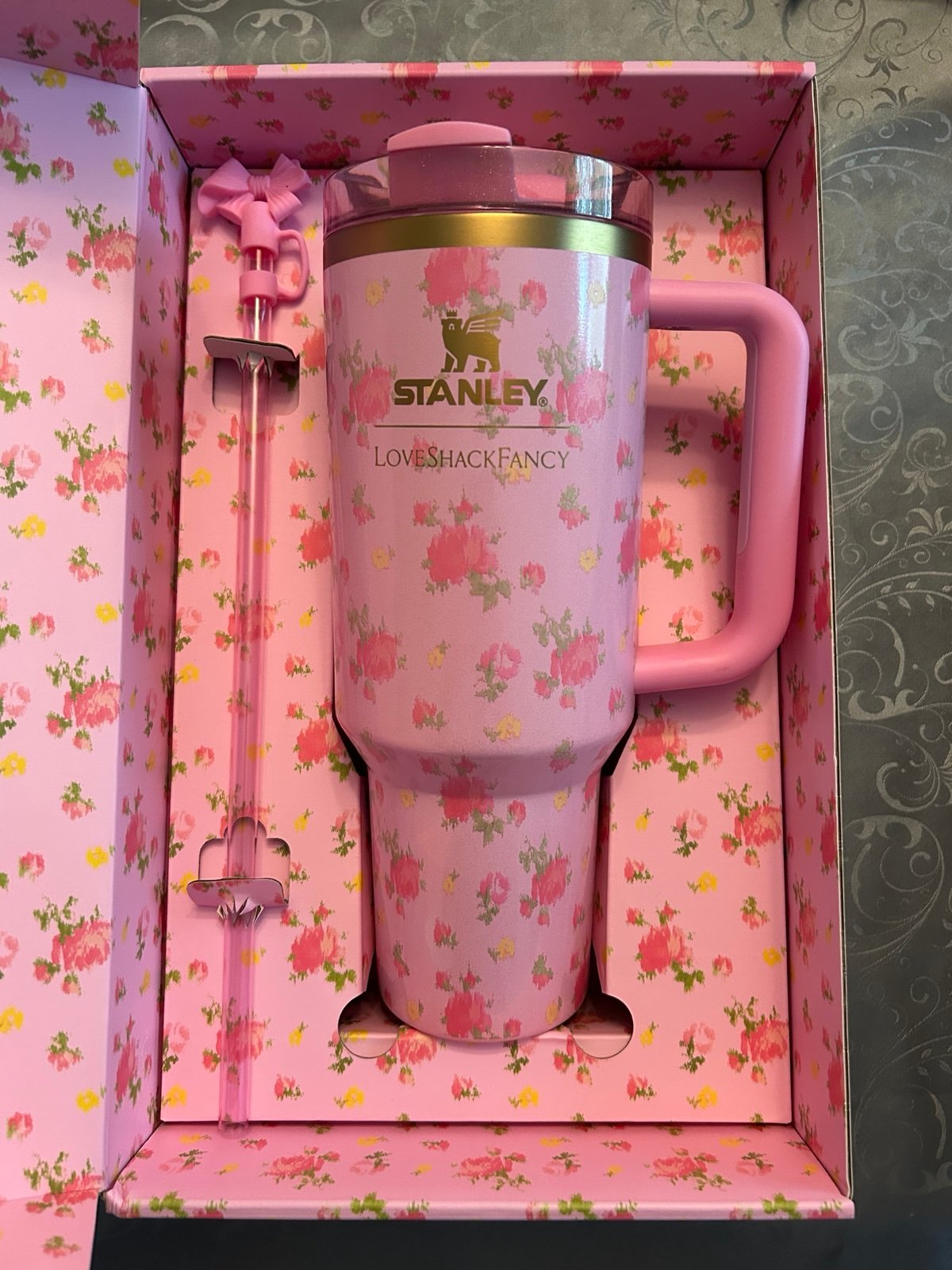 Stanley x LoveShackFancy 40oz Quencher H2.0 FlowState Tumbler | Rosa Beaux Pink