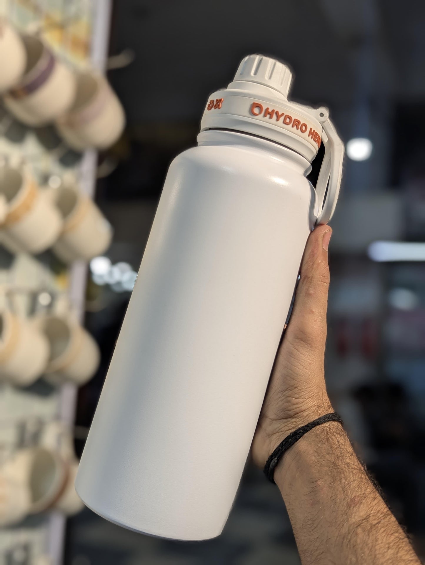 800ml Stainless Steel Insulated Water Bottle with Handle – Leakproof Reusable Sports & Gym Bottle