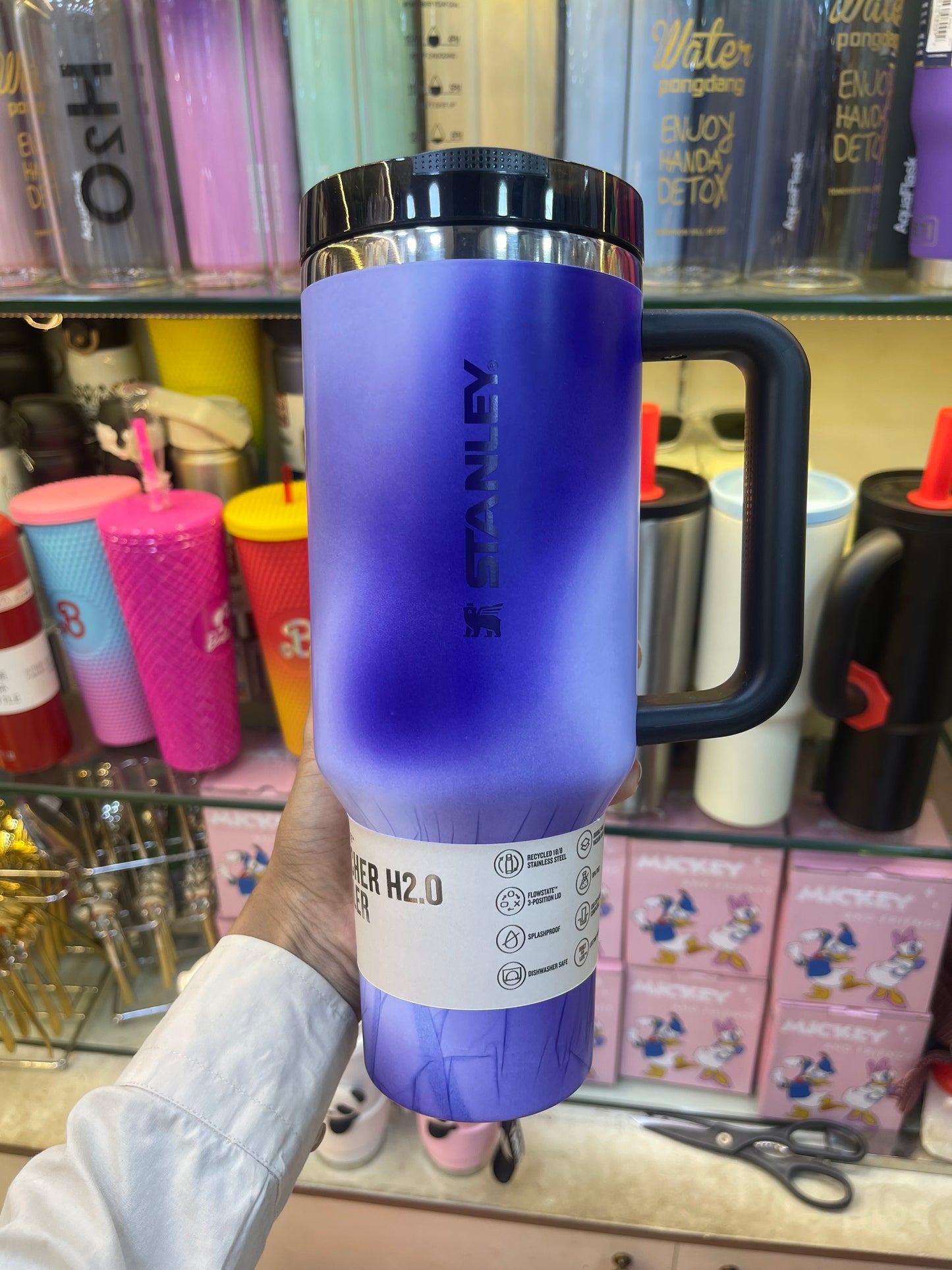 THE NEW STANLEY FREQUENCY QUENCHER PROTOUR FLIP STRAW TUMBLER | 40 OZ