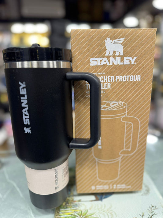 THE STANLEY PROTOUR FLIP STRAW TUMBLER | 40 OZ | 1.18 L