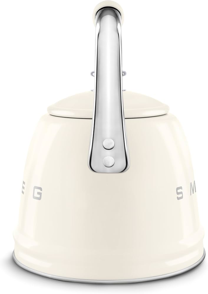 SMEG Retro Stovetop Whistling Kettle – 2.4Q | Cream