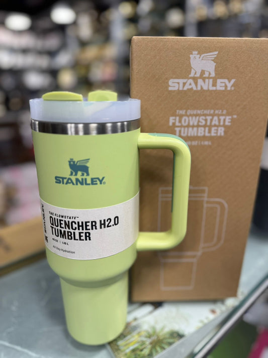 STANLEY 40OZ THE QUENCHER H2.0 FLOWSTATE™ TRAVEL TUMBLER