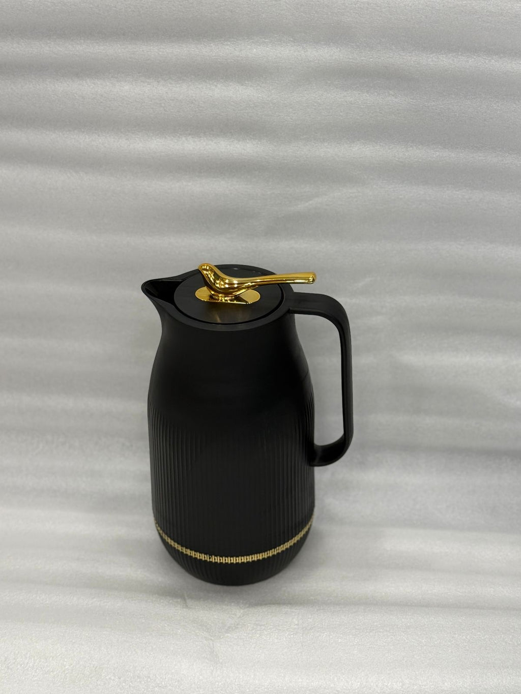 Arabic-style insulated thermal coffee carafe or vacuum flask - 1L