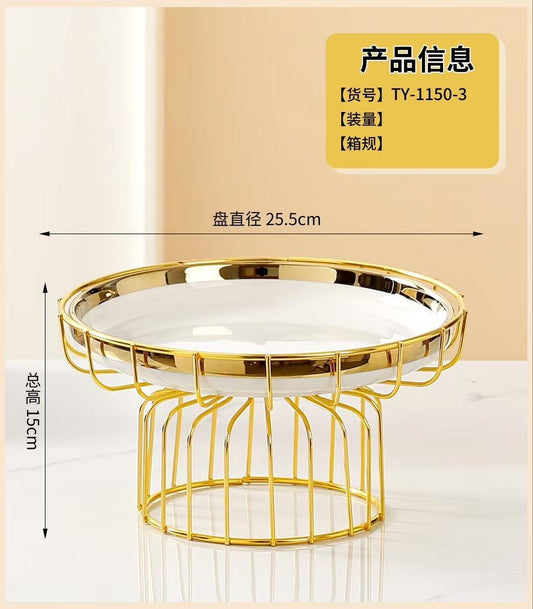 Modern Metal and Ceramic Fruit Bowl With A Gold-Toned Finish