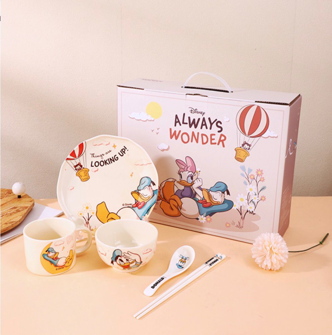 Disney "Always Wonder" Donald & Daisy Duck Ceramic Tableware Gift Set – 6-Piece Dinnerware Collection
