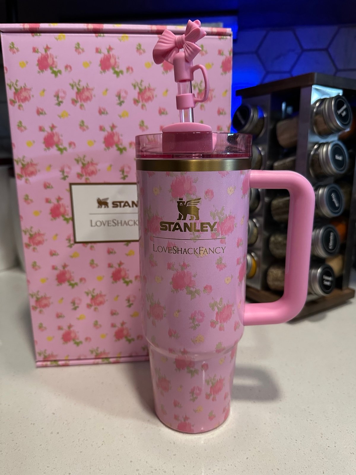 Stanley x LoveShackFancy 40oz Quencher H2.0 FlowState Tumbler | Rosa Beaux Pink