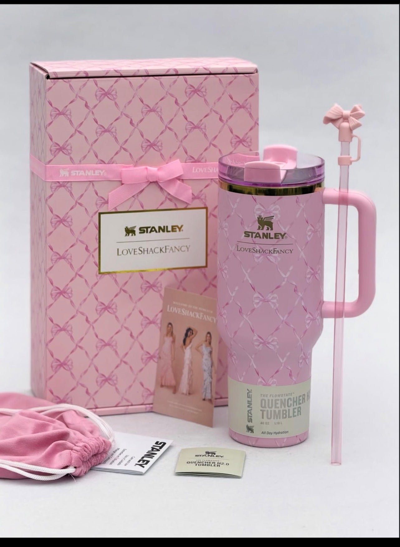 Stanley x LoveShack Fancy 40oz Quencher H2.0 FlowState Tumbler – Baby Bow Pink Peppermint (Original)