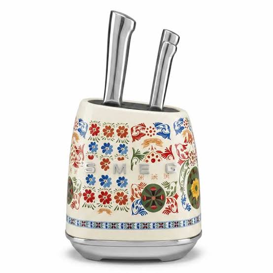 SMEG x Dolce & Gabbana “Sicily Is My Love” 7-Piece Knife Block Set – Cream Sicilian Edition