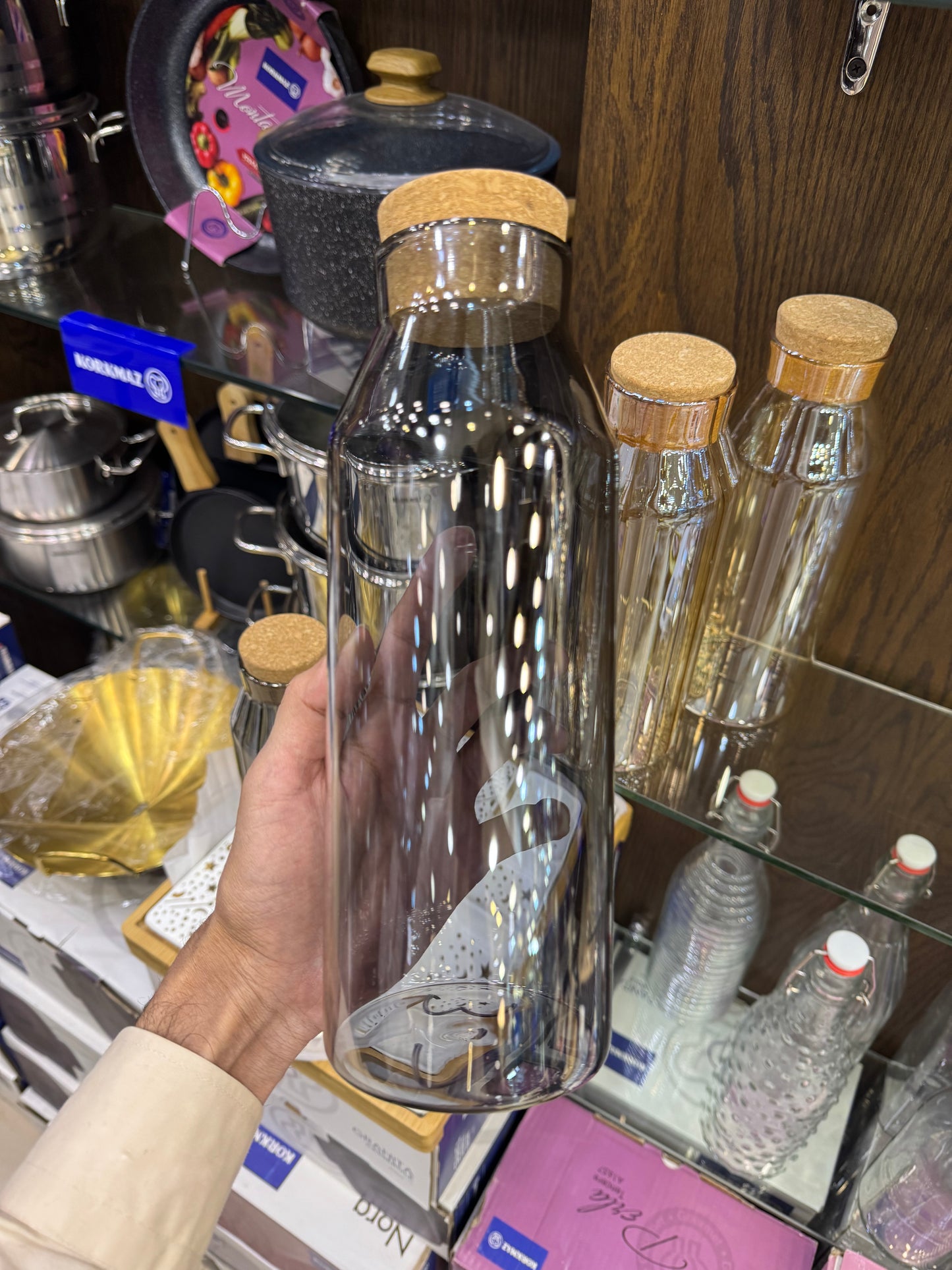 GLASS CORK WATER BOTTLE 1000 ml