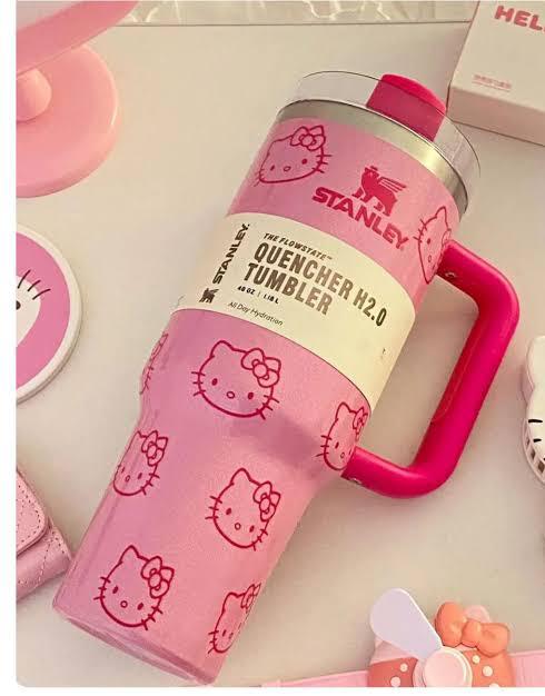 Stanley Quencher X Hello Kitty Limited Edition Tumbler 40oz
