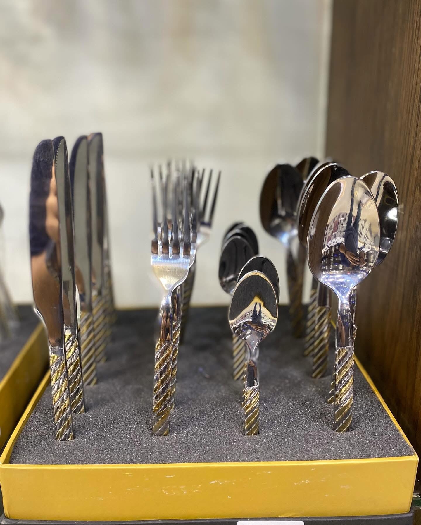 24 Pcs New Cutlery Set