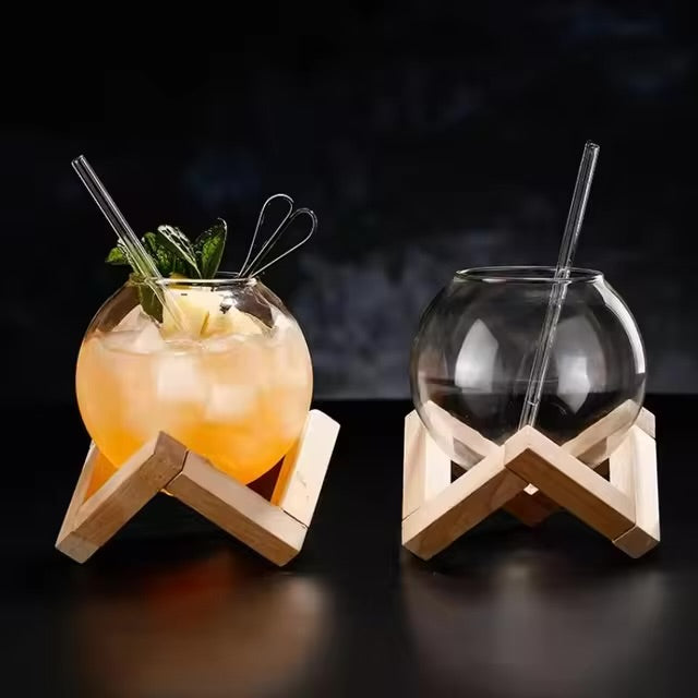 Round Ball Shaped Ins Juice & Cocktail Glass With Straw & Wood Stand