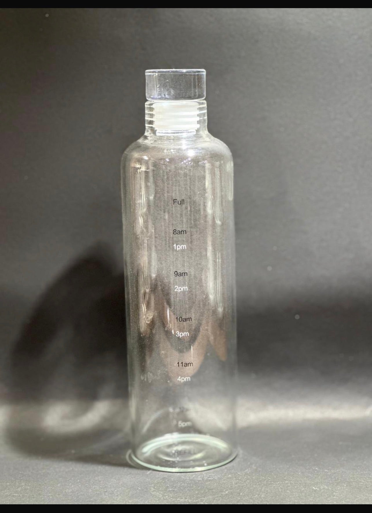 550ml Gradient Borosilicate Glass Water Bottle with Time Markers – Leakproof & Eco-Friendly Reusable Drink Bottle