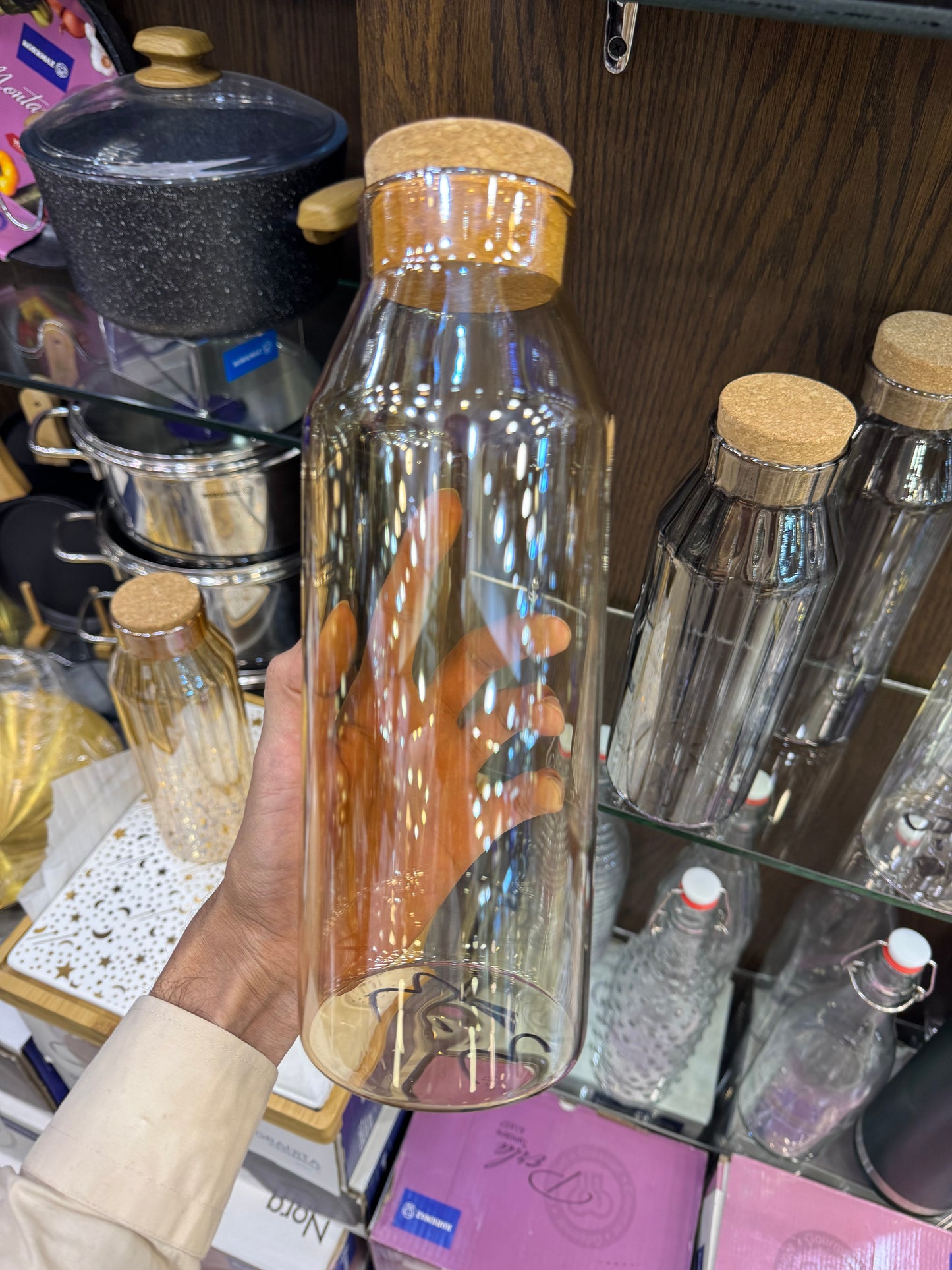 GLASS CORK WATER BOTTLE 1000 ml