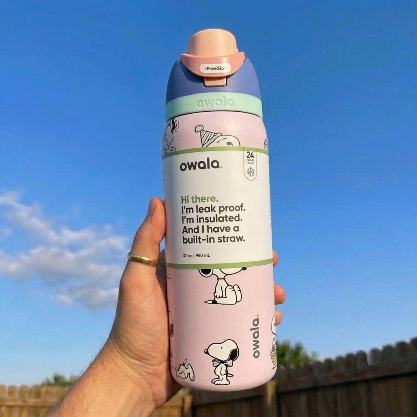 Owala x Pink Snoopy Insulated FreeSip Water Bottle | 32oz