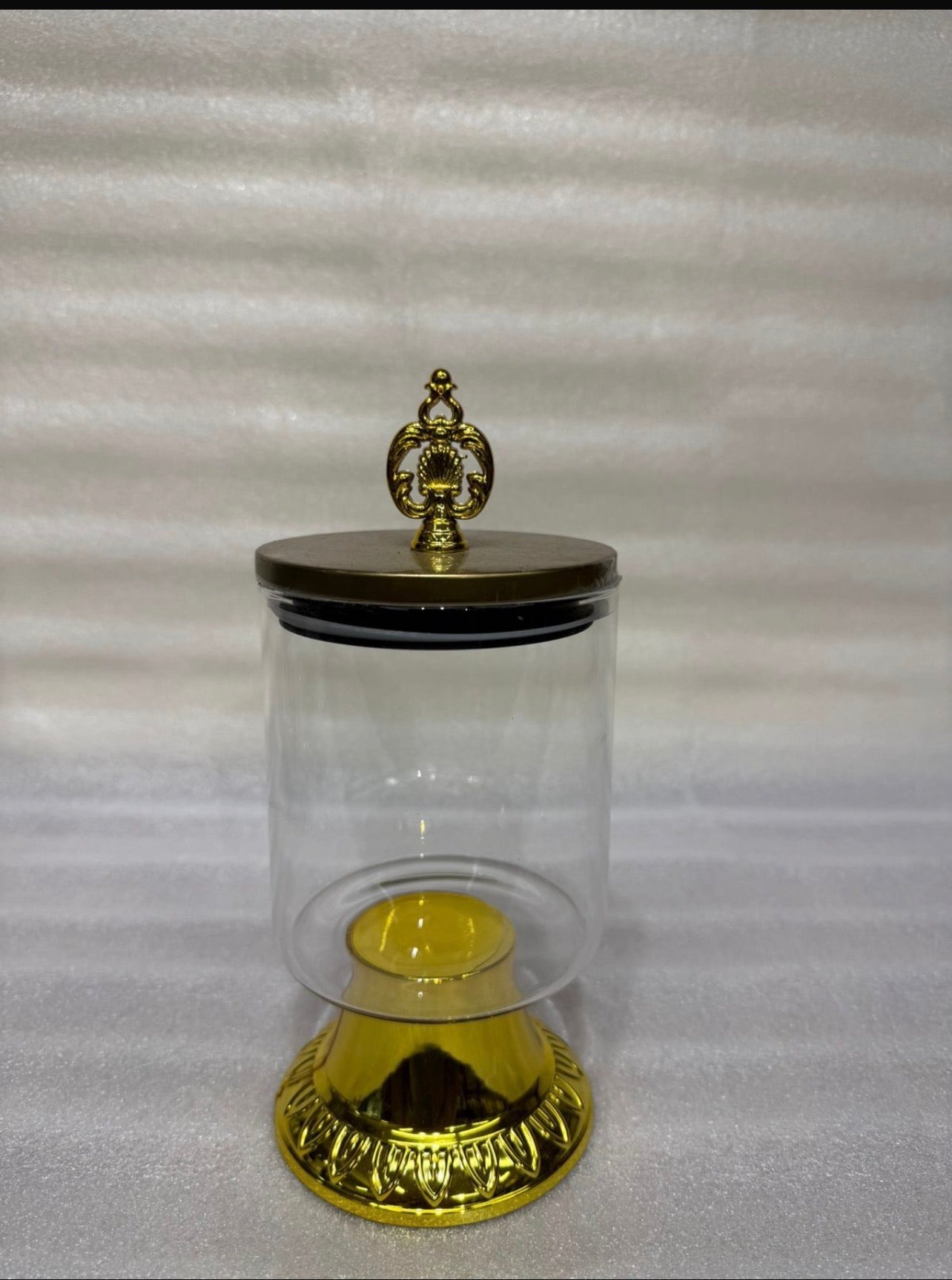 800ml Luxury Glass Candy Jar with Airtight Gold Lid & Pedestal Base