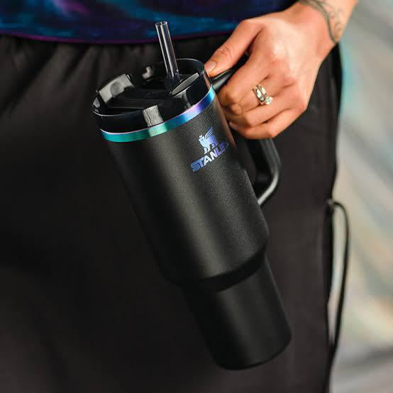 THE STANLEY BLACK CHROMA QUENCHER H2.0 FLOWSTATE™ TUMBLER | 40 OZ