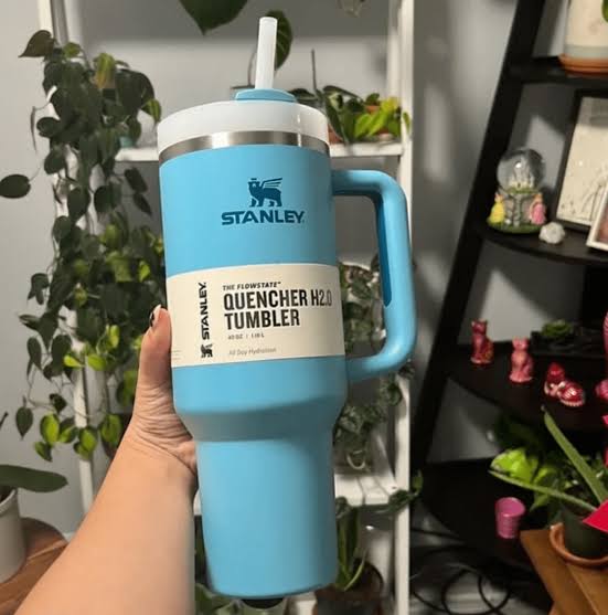 Stanley The Quencher H2.0 Flowstate Tumbler 40 oz - POOL BLUE