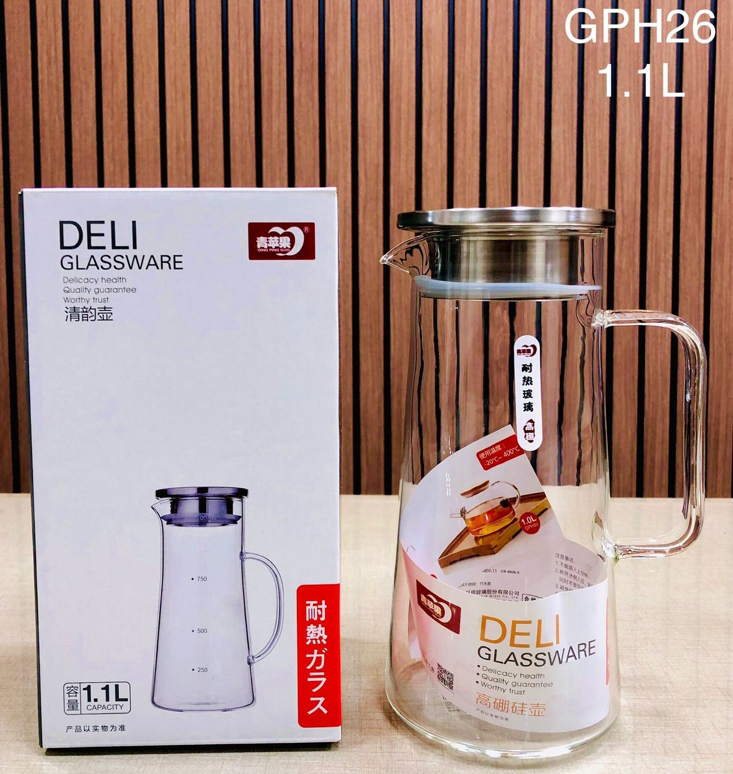 STEEL LID JUG, HIGH QUALITY BOROSILICATE MADE, can use for juices,beverages etc do not collide with hard material 1.1L